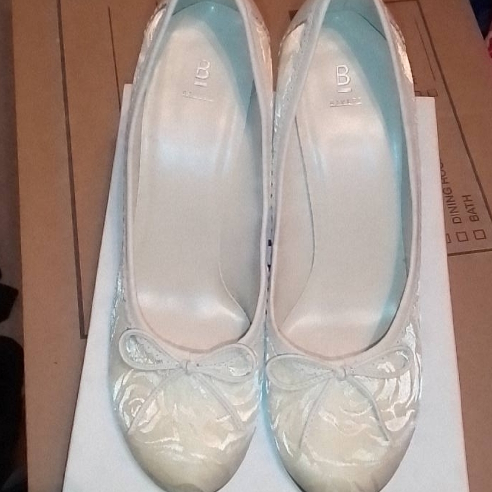 Baker's "Brittney" Pumps